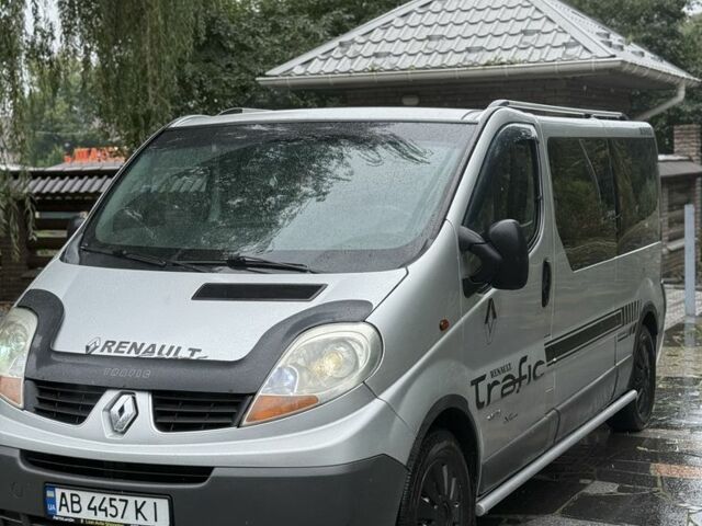 Сірий Рено Трафік, об'ємом двигуна 2 л та пробігом 320 тис. км за 9950 $, фото 1 на Automoto.ua