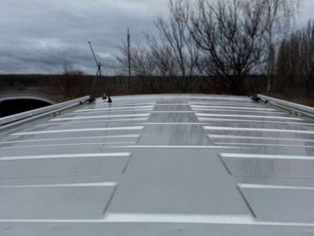 Серый Рено Трафик, объемом двигателя 2.5 л и пробегом 263 тыс. км за 9600 $, фото 10 на Automoto.ua