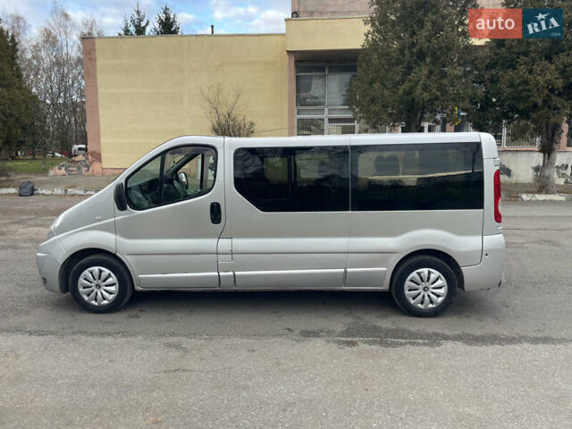 Серый Рено Трафик, объемом двигателя 2.46 л и пробегом 217 тыс. км за 8150 $, фото 5 на Automoto.ua