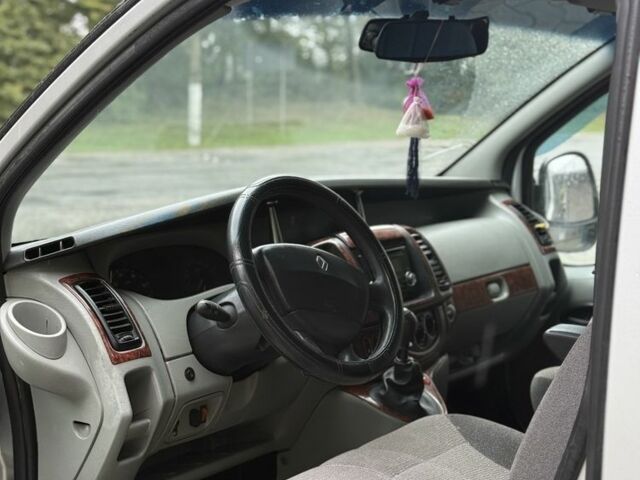 Сірий Рено Трафік, об'ємом двигуна 2 л та пробігом 320 тис. км за 9950 $, фото 6 на Automoto.ua