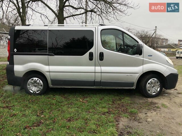 Сірий Рено Трафік, об'ємом двигуна 2 л та пробігом 271 тис. км за 8900 $, фото 5 на Automoto.ua