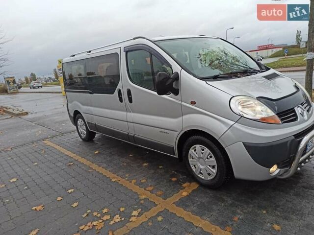 Сірий Рено Трафік, об'ємом двигуна 2.46 л та пробігом 374 тис. км за 8300 $, фото 7 на Automoto.ua