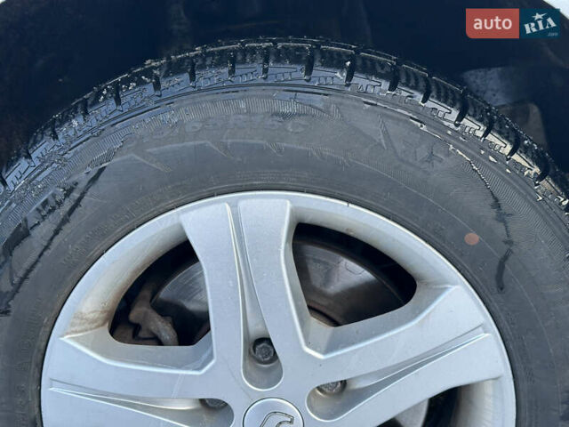 Серый Рено Трафик, объемом двигателя 2 л и пробегом 200 тыс. км за 9999 $, фото 43 на Automoto.ua