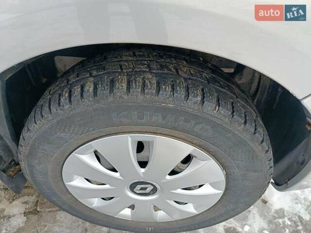 Серый Рено Трафик, объемом двигателя 2 л и пробегом 233 тыс. км за 11800 $, фото 17 на Automoto.ua