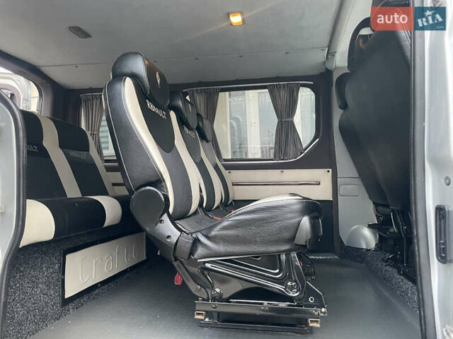 Серый Рено Трафик, объемом двигателя 2.5 л и пробегом 227 тыс. км за 9700 $, фото 51 на Automoto.ua