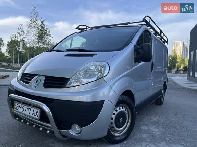 Серый Рено Трафик, объемом двигателя 2 л и пробегом 276 тыс. км за 11800 $, фото 1 на Automoto.ua