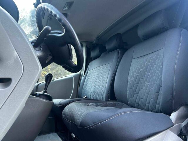 Серый Рено Трафик, объемом двигателя 2 л и пробегом 275 тыс. км за 9500 $, фото 9 на Automoto.ua