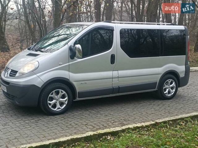 Сірий Рено Трафік, об'ємом двигуна 2 л та пробігом 270 тис. км за 8900 $, фото 14 на Automoto.ua