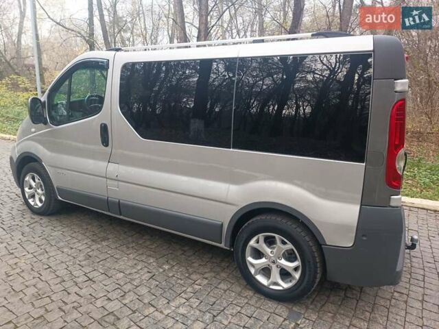 Сірий Рено Трафік, об'ємом двигуна 2 л та пробігом 270 тис. км за 8900 $, фото 4 на Automoto.ua