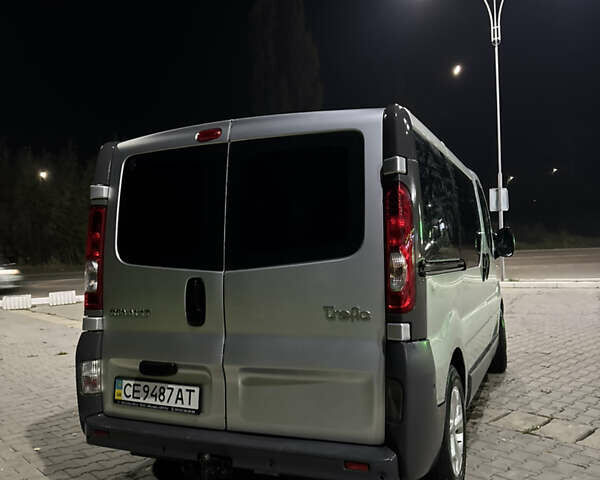 Сірий Рено Трафік, об'ємом двигуна 2 л та пробігом 375 тис. км за 8000 $, фото 11 на Automoto.ua