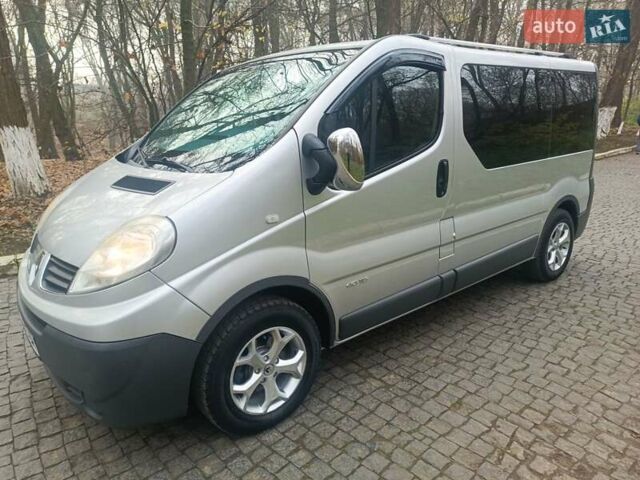 Сірий Рено Трафік, об'ємом двигуна 2 л та пробігом 270 тис. км за 8900 $, фото 16 на Automoto.ua
