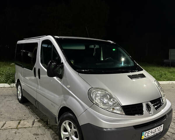 Сірий Рено Трафік, об'ємом двигуна 2 л та пробігом 375 тис. км за 8000 $, фото 2 на Automoto.ua