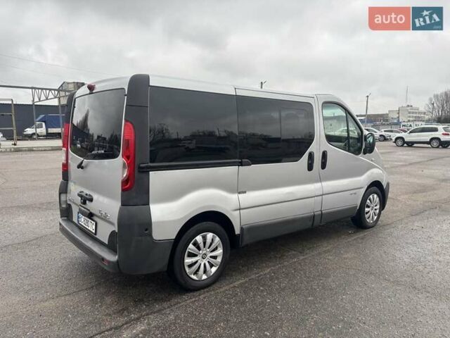 Серый Рено Трафик, объемом двигателя 2 л и пробегом 284 тыс. км за 9900 $, фото 8 на Automoto.ua
