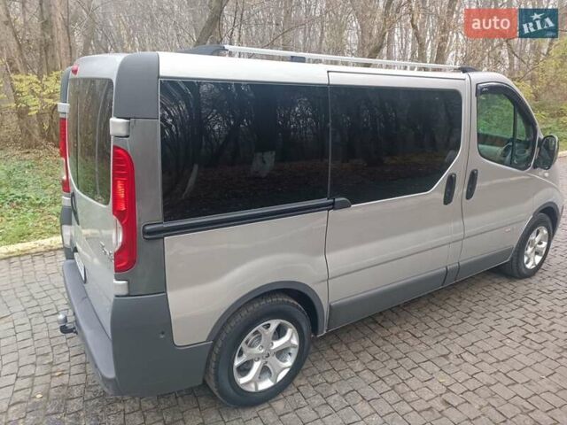 Сірий Рено Трафік, об'ємом двигуна 2 л та пробігом 270 тис. км за 8900 $, фото 19 на Automoto.ua