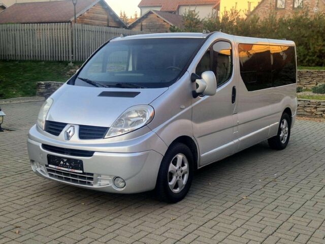 Сірий Рено Трафік, об'ємом двигуна 2 л та пробігом 283 тис. км за 6800 $, фото 15 на Automoto.ua