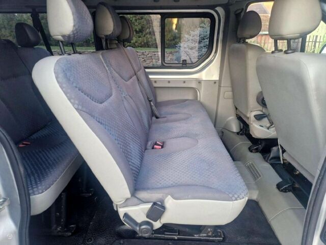 Сірий Рено Трафік, об'ємом двигуна 2 л та пробігом 283 тис. км за 6800 $, фото 5 на Automoto.ua