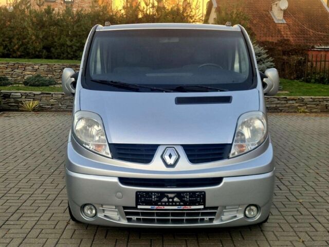 Сірий Рено Трафік, об'ємом двигуна 2 л та пробігом 283 тис. км за 6800 $, фото 8 на Automoto.ua