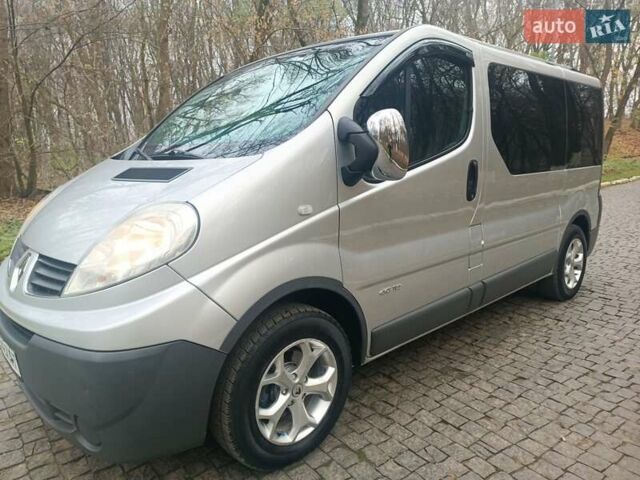 Сірий Рено Трафік, об'ємом двигуна 2 л та пробігом 270 тис. км за 8900 $, фото 7 на Automoto.ua