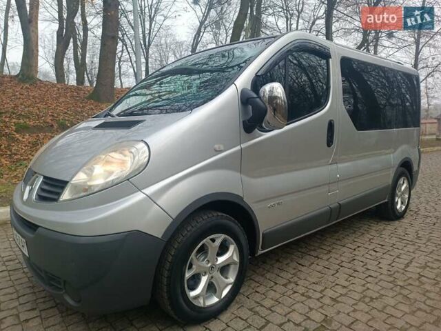 Сірий Рено Трафік, об'ємом двигуна 2 л та пробігом 270 тис. км за 8900 $, фото 5 на Automoto.ua