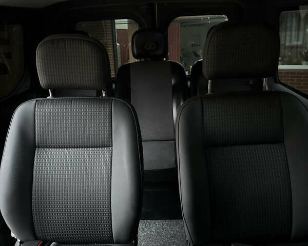 Сірий Рено Трафік, об'ємом двигуна 2 л та пробігом 375 тис. км за 8000 $, фото 27 на Automoto.ua