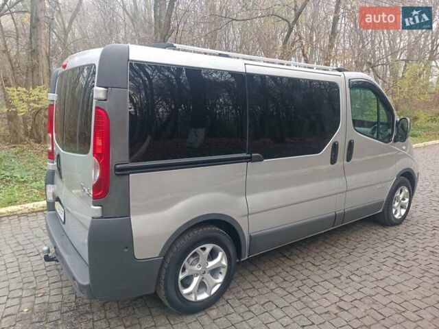 Сірий Рено Трафік, об'ємом двигуна 2 л та пробігом 270 тис. км за 8900 $, фото 12 на Automoto.ua