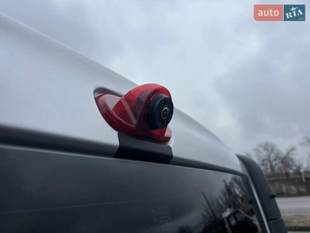 Серый Рено Трафик, объемом двигателя 2 л и пробегом 284 тыс. км за 9900 $, фото 25 на Automoto.ua