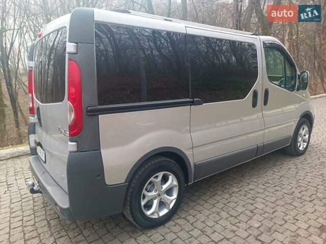 Сірий Рено Трафік, об'ємом двигуна 2 л та пробігом 270 тис. км за 8900 $, фото 8 на Automoto.ua