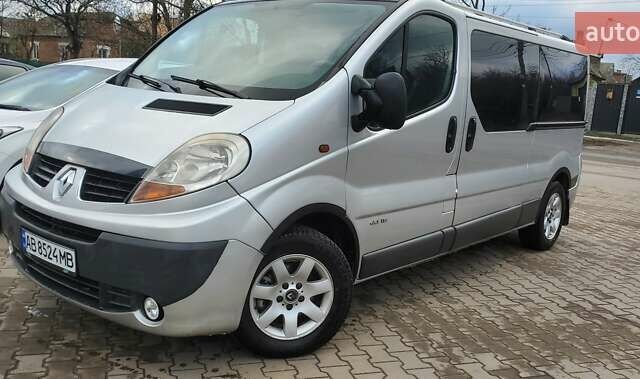 Серый Рено Трафик, объемом двигателя 2 л и пробегом 370 тыс. км за 9900 $, фото 11 на Automoto.ua