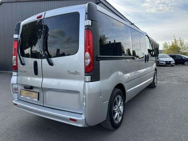 Рено Трафик 2009 в Чернигове на Automoto.ua Серый Рено Трафик, объемом двигателя 2 л и пробегом 361 тыс. км за 7000 $, фото 5 на Automoto.ua