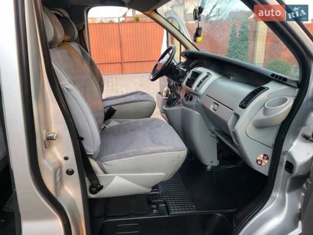 Сірий Рено Трафік, об'ємом двигуна 2 л та пробігом 284 тис. км за 10900 $, фото 65 на Automoto.ua