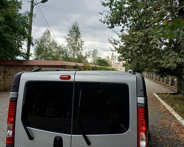 Серый Рено Трафик, объемом двигателя 2.46 л и пробегом 290 тыс. км за 12980 $, фото 4 на Automoto.ua