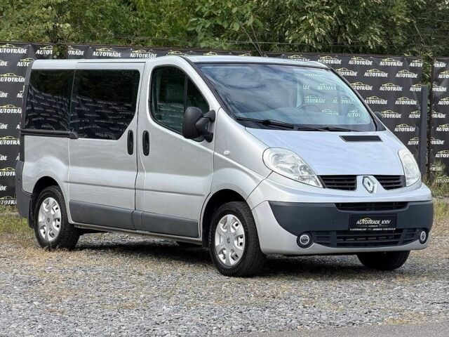 Сірий Рено Трафік, об'ємом двигуна 2 л та пробігом 333 тис. км за 9800 $, фото 2 на Automoto.ua