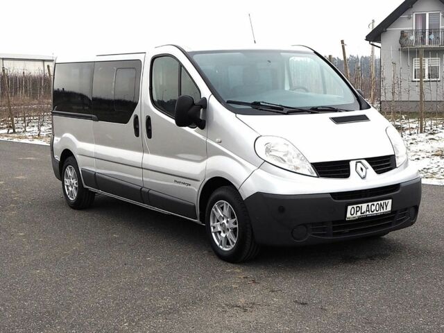 Сірий Рено Трафік, об'ємом двигуна 2 л та пробігом 248 тис. км за 7500 $, фото 2 на Automoto.ua