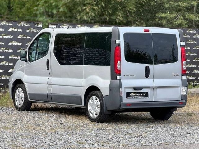 Сірий Рено Трафік, об'ємом двигуна 2 л та пробігом 333 тис. км за 9800 $, фото 5 на Automoto.ua
