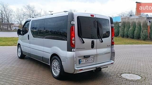 Серый Рено Трафик, объемом двигателя 2 л и пробегом 256 тыс. км за 11350 $, фото 8 на Automoto.ua