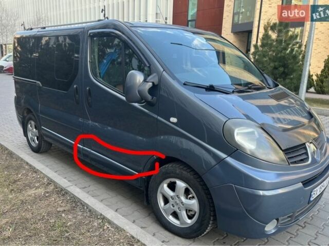 Сірий Рено Трафік, об'ємом двигуна 2.5 л та пробігом 295 тис. км за 9900 $, фото 13 на Automoto.ua