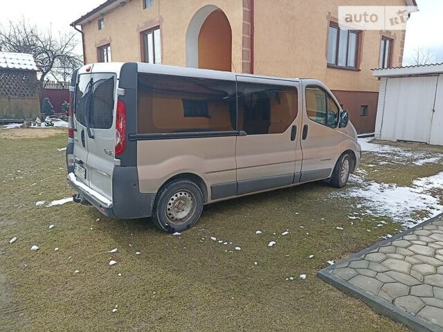 Сірий Рено Трафік, об'ємом двигуна 2 л та пробігом 280 тис. км за 9300 $, фото 7 на Automoto.ua