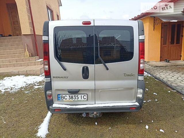 Сірий Рено Трафік, об'ємом двигуна 2 л та пробігом 280 тис. км за 9300 $, фото 9 на Automoto.ua
