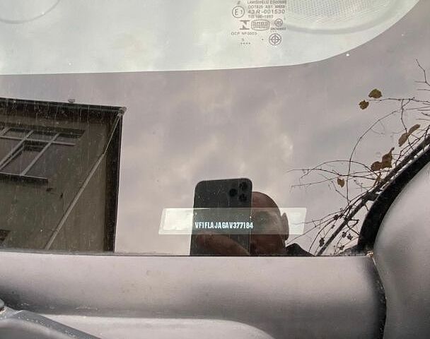 Сірий Рено Трафік, об'ємом двигуна 2.46 л та пробігом 216 тис. км за 13600 $, фото 24 на Automoto.ua