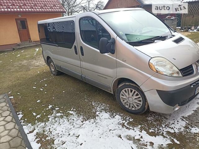 Сірий Рено Трафік, об'ємом двигуна 2 л та пробігом 280 тис. км за 9300 $, фото 5 на Automoto.ua