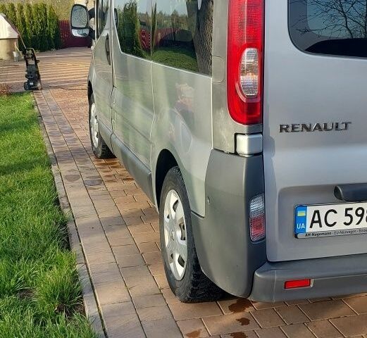 Серый Рено Трафик, объемом двигателя 2 л и пробегом 265 тыс. км за 10600 $, фото 18 на Automoto.ua