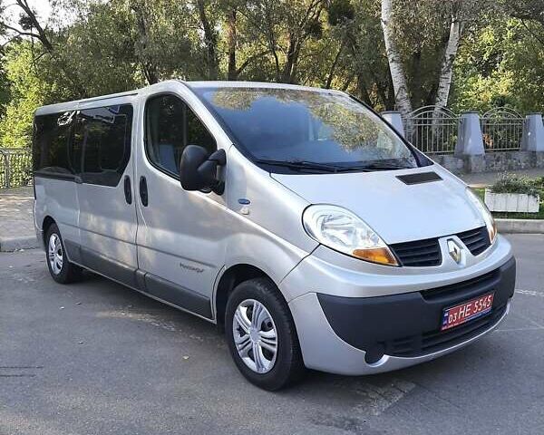 Серый Рено Трафик, объемом двигателя 2 л и пробегом 359 тыс. км за 12950 $, фото 7 на Automoto.ua