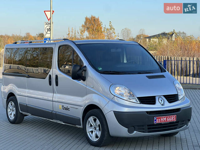 Серый Рено Трафик, объемом двигателя 2 л и пробегом 268 тыс. км за 14200 $, фото 14 на Automoto.ua