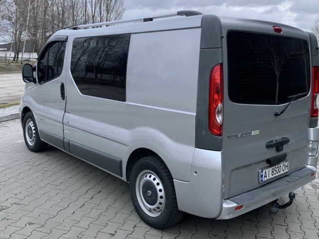 Сірий Рено Трафік, об'ємом двигуна 2 л та пробігом 290 тис. км за 12200 $, фото 3 на Automoto.ua