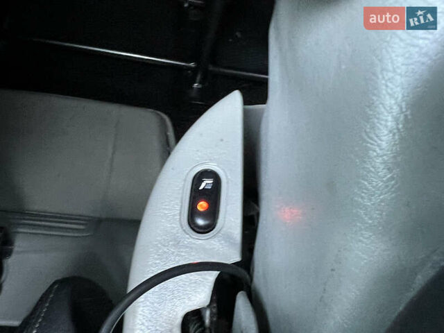 Серый Рено Трафик, объемом двигателя 2 л и пробегом 268 тыс. км за 14200 $, фото 46 на Automoto.ua