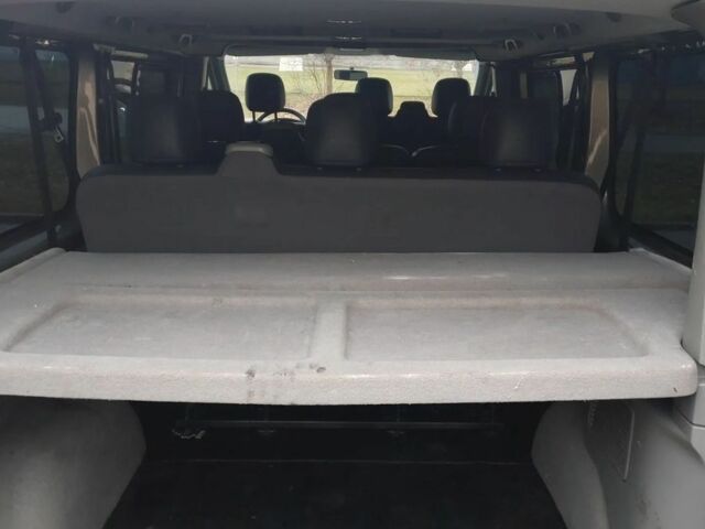 Серый Рено Трафик, объемом двигателя 2 л и пробегом 160 тыс. км за 7900 $, фото 8 на Automoto.ua