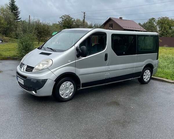 Сірий Рено Трафік, об'ємом двигуна 2 л та пробігом 311 тис. км за 9999 $, фото 5 на Automoto.ua