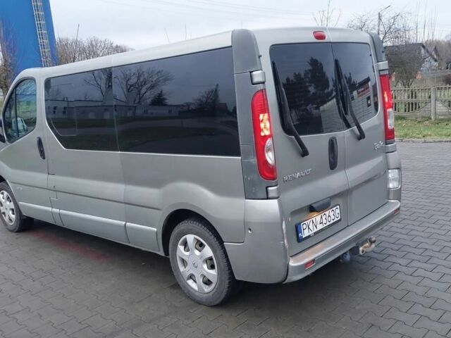 Серый Рено Трафик, объемом двигателя 2 л и пробегом 160 тыс. км за 7900 $, фото 3 на Automoto.ua
