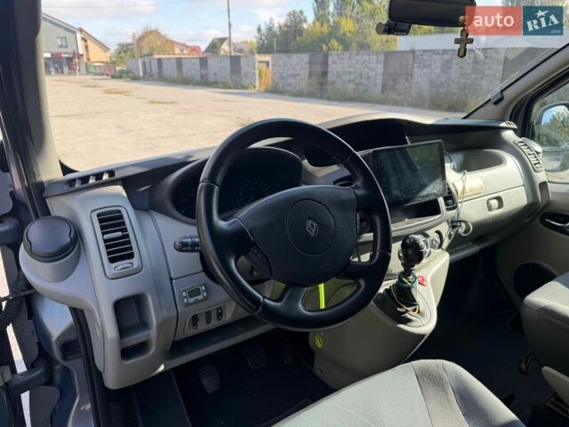 Сірий Рено Трафік, об'ємом двигуна 2.46 л та пробігом 350 тис. км за 13500 $, фото 26 на Automoto.ua