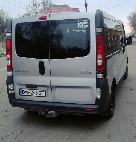 Серый Рено Трафик, объемом двигателя 2 л и пробегом 390 тыс. км за 11500 $, фото 2 на Automoto.ua